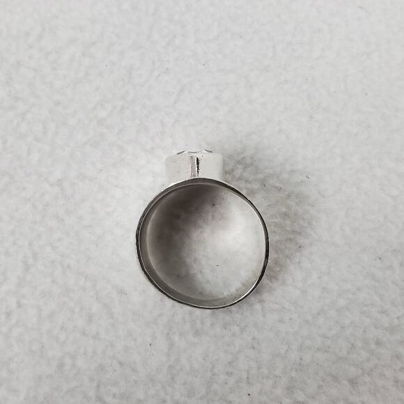 Estate Vintage Wide Sterling Silver Teardrop Sparkly Quartz Crystal Size 8 Ring - Picture 7 of 12